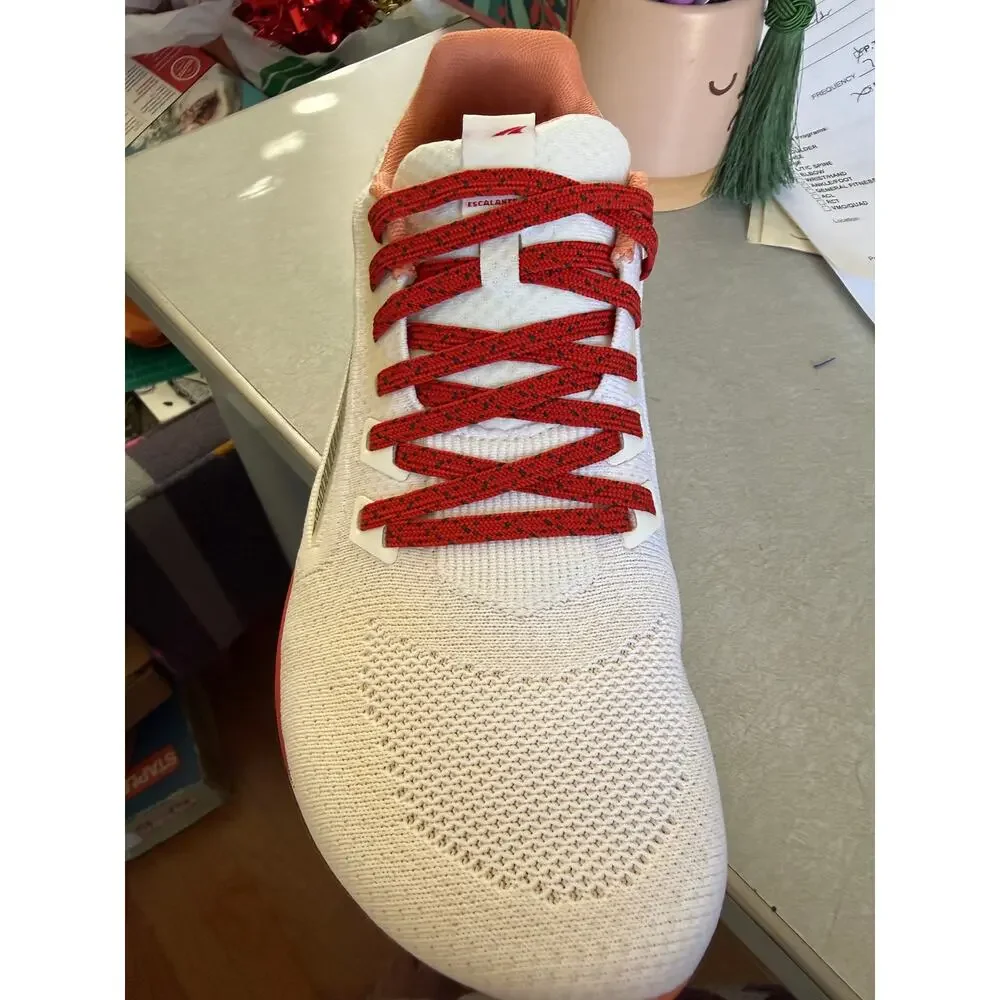 New in box White and red Altra M Escalante 3 Men's Size 9 Women's 10 ALOA7R6M110